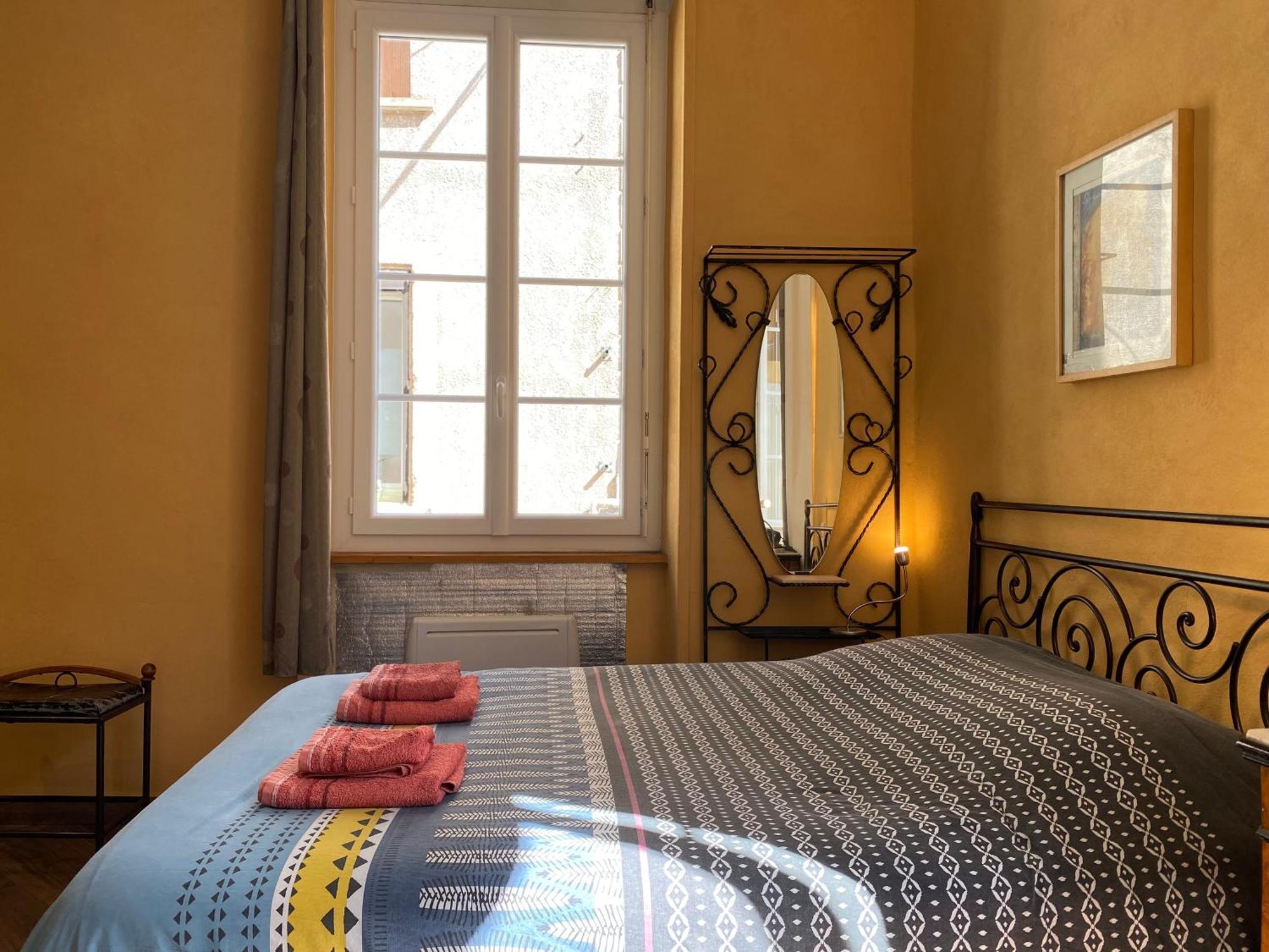 Residence Verdi - Appartements Meubles En Centre Ville Bédarieux Kültér fotó